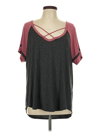 Pre-owned Torrid Short Sleeve T-shirt In Gray