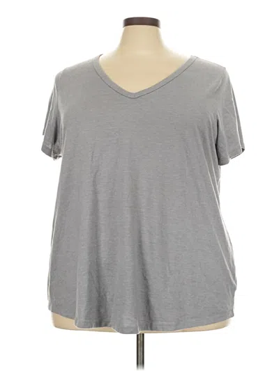 Pre-owned Torrid Short Sleeve T-shirt In Gray