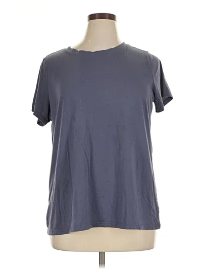 Pre-owned Torrid Short Sleeve T-shirt In Gray