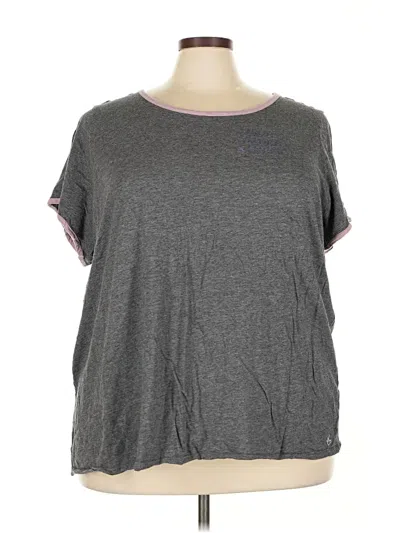 Pre-owned Torrid Short Sleeve T-shirt In Gray