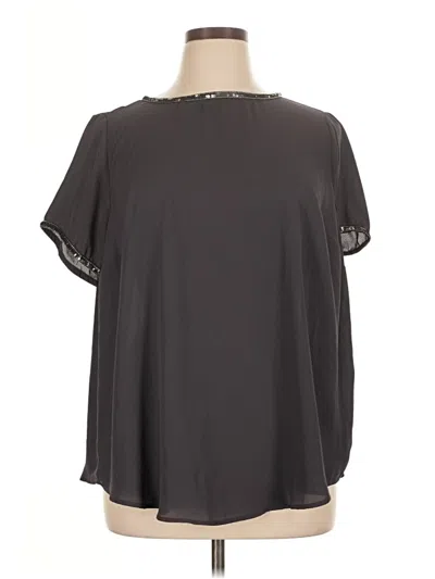 Pre-owned Torrid Short Sleeve T-shirt In Gray
