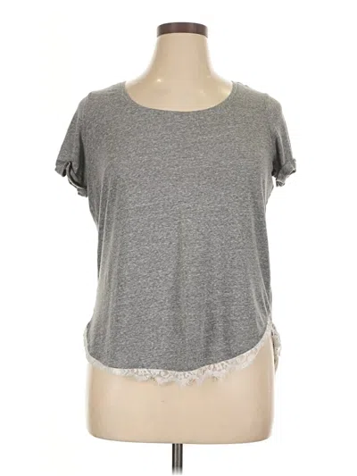 Pre-owned Torrid Short Sleeve T-shirt In Gray