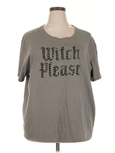 Pre-owned Torrid Short Sleeve T-shirt In Gray
