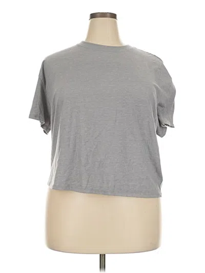 Pre-owned Torrid Short Sleeve T-shirt In Gray