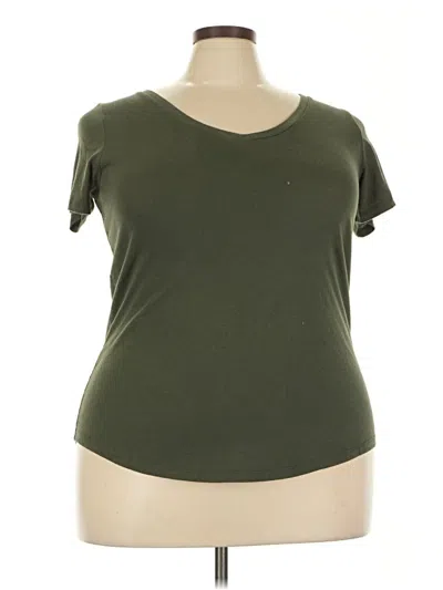 Pre-owned Torrid Short Sleeve T-shirt In Green