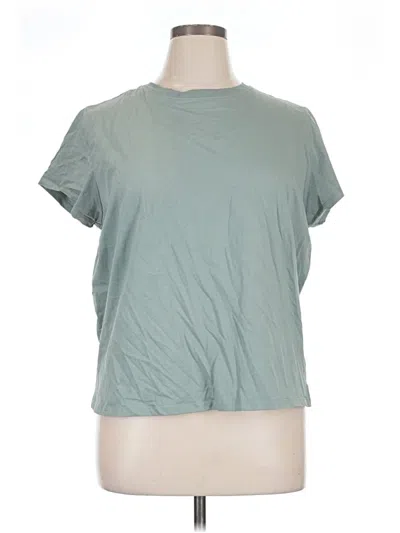 Pre-owned Torrid Short Sleeve T-shirt In Green