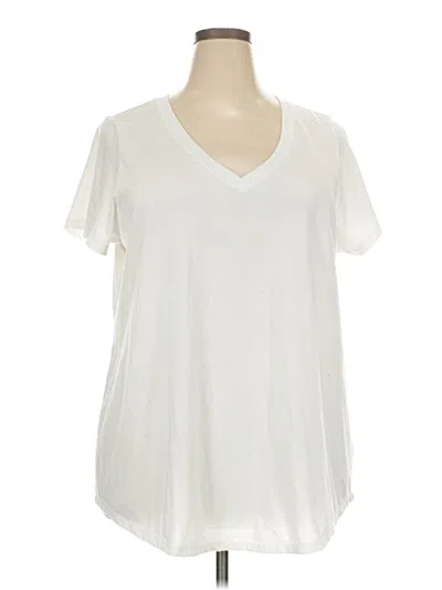 Pre-owned Torrid Short Sleeve T-shirt In Ivory