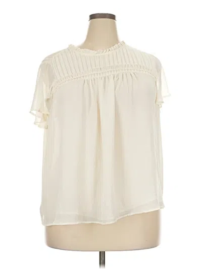 Pre-owned Torrid Short Sleeve T-shirt In Ivory