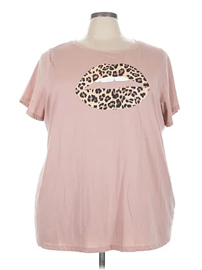Pre-owned Torrid Short Sleeve T-shirt In Pink