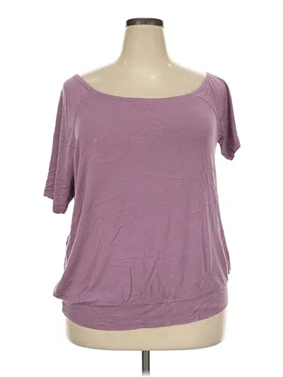 Pre-owned Torrid Short Sleeve T-shirt In Purple