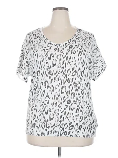 Pre-owned Torrid Short Sleeve T-shirt In Silver