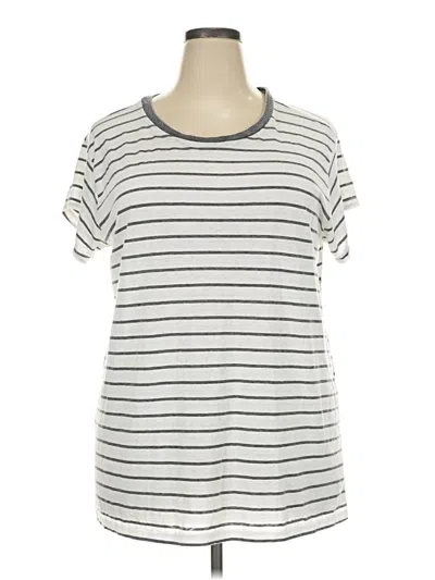 Pre-owned Torrid Short Sleeve T-shirt In Silver