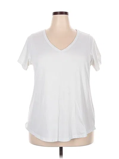 Pre-owned Torrid Short Sleeve T-shirt In White