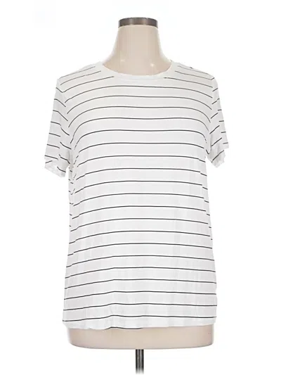 Pre-owned Torrid Short Sleeve T-shirt In White