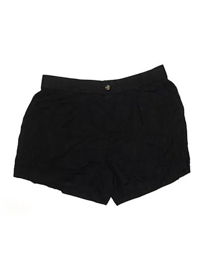 Pre-owned Torrid Shorts In Black
