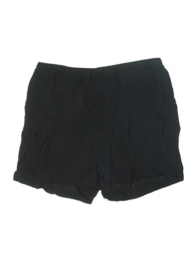 Pre-owned Torrid Shorts In Black