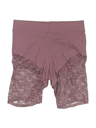 Pre-owned Torrid Shorts In Burgundy