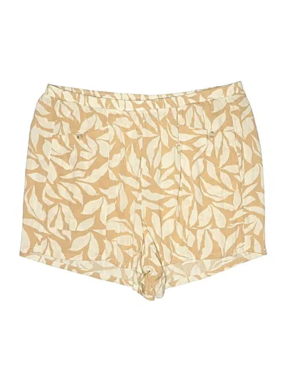 Pre-owned Torrid Shorts In Gold