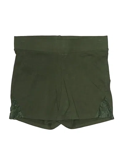 Pre-owned Torrid Shorts In Green