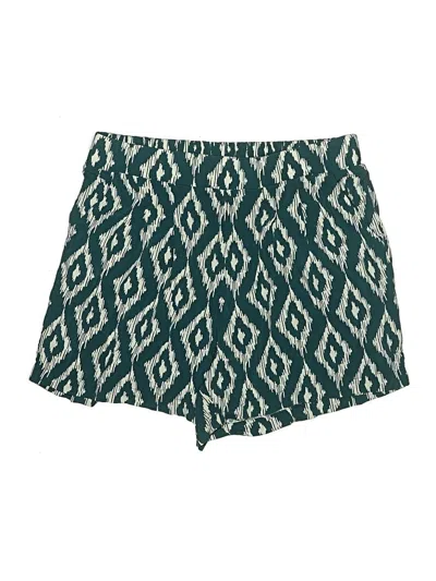 Pre-owned Torrid Shorts In Green