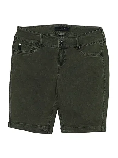 Pre-owned Torrid Shorts In Green