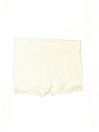 Pre-owned Torrid Shorts In White