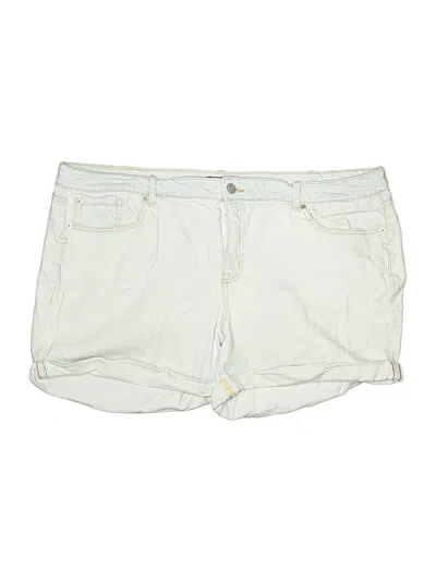 Pre-owned Torrid Shorts In White