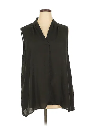 Pre-owned Torrid Sleeveless Blouse In Black