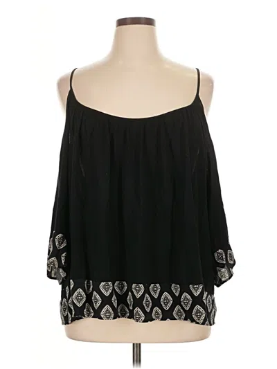 Pre-owned Torrid Sleeveless Blouse In Black