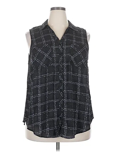 Pre-owned Torrid Sleeveless Blouse In Black