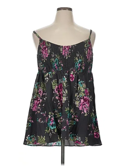 Pre-owned Torrid Sleeveless Blouse In Black