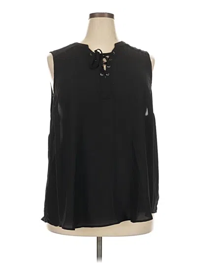 Pre-owned Torrid Sleeveless Blouse In Black