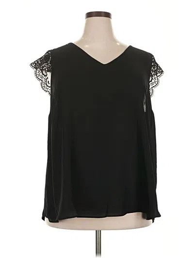 Pre-owned Torrid Sleeveless Blouse In Black