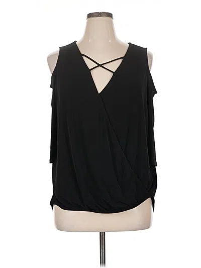 Pre-owned Torrid Sleeveless Blouse In Black