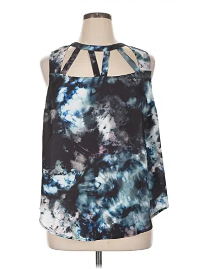 Pre-owned Torrid Sleeveless Blouse In Blue