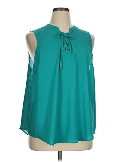 Pre-owned Torrid Sleeveless Blouse In Blue