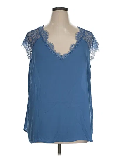 Pre-owned Torrid Sleeveless Blouse In Blue
