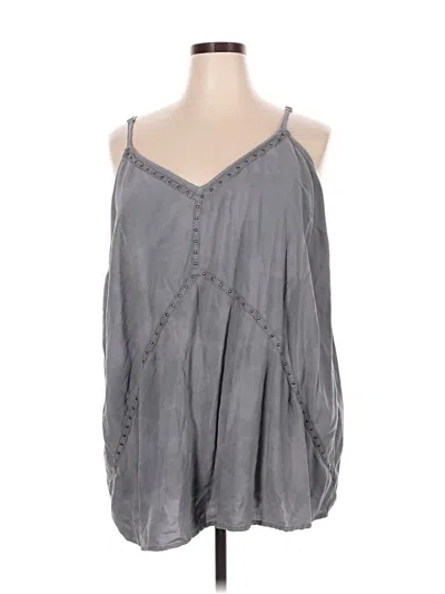 Pre-owned Torrid Sleeveless Blouse In Gray