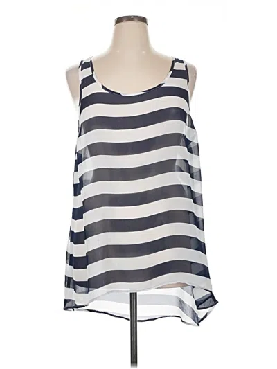 Pre-owned Torrid Sleeveless Blouse In Gray