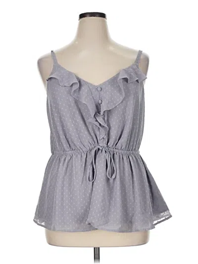 Pre-owned Torrid Sleeveless Blouse In Gray