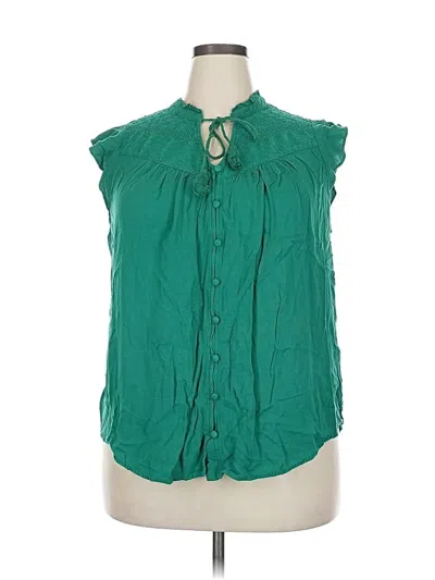 Pre-owned Torrid Sleeveless Blouse In Green