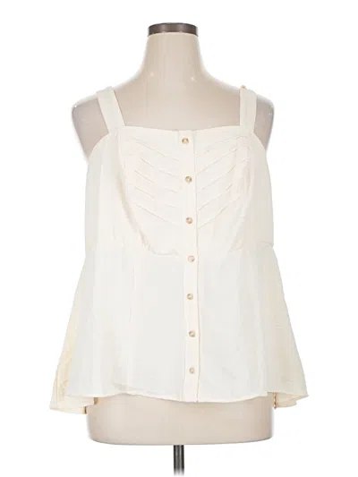 Pre-owned Torrid Sleeveless Blouse In Ivory