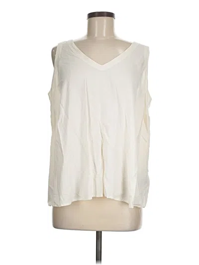 Pre-owned Torrid Sleeveless Blouse In Ivory