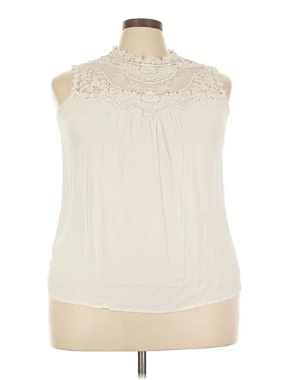 Pre-owned Torrid Sleeveless Blouse In Ivory