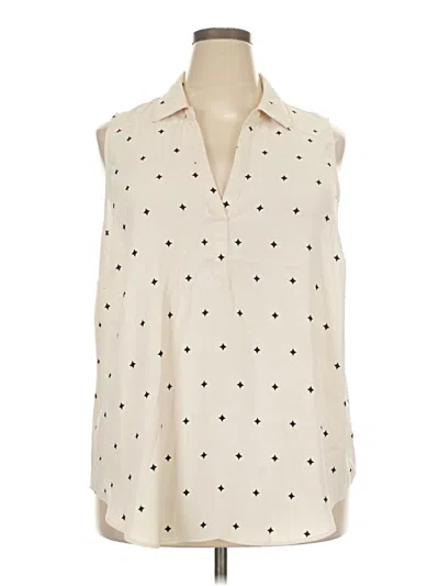 Pre-owned Torrid Sleeveless Blouse In Ivory
