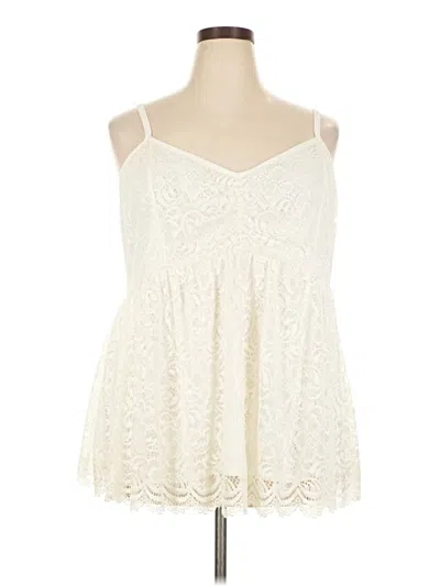 Pre-owned Torrid Sleeveless Blouse In Ivory