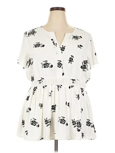 Pre-owned Torrid Sleeveless Blouse In Ivory