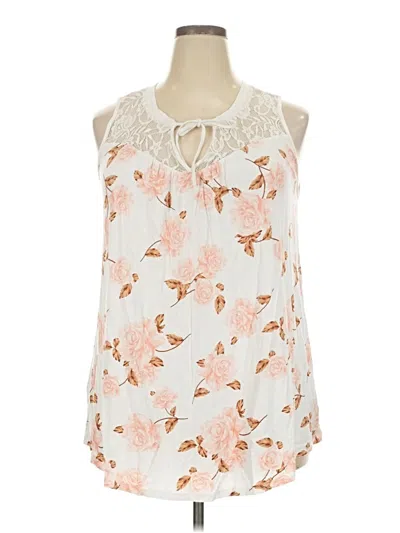 Pre-owned Torrid Sleeveless Blouse In Ivory