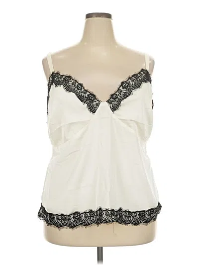 Pre-owned Torrid Sleeveless Blouse In Ivory