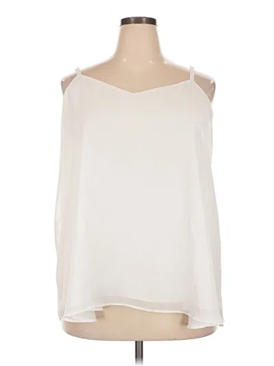 Pre-owned Torrid Sleeveless Blouse In Ivory